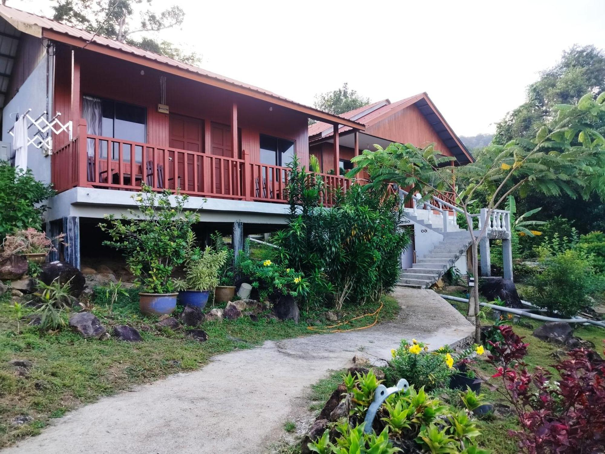 Restu Chalet Tioman Kampong Ayer Batang Exteriér fotografie